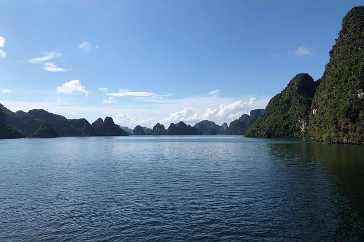 Halong Bay Day Cruise: Kayak Luon Cave, Explore Sung Sot & Swim at Titop photo 2