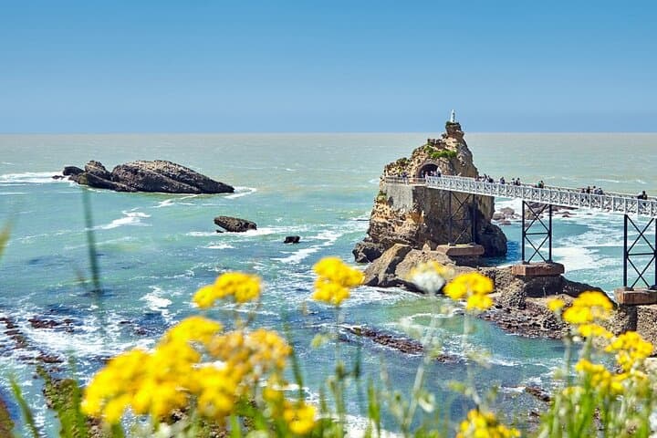 San Sebastián and Biarritz Private Day Tour from Bilbao