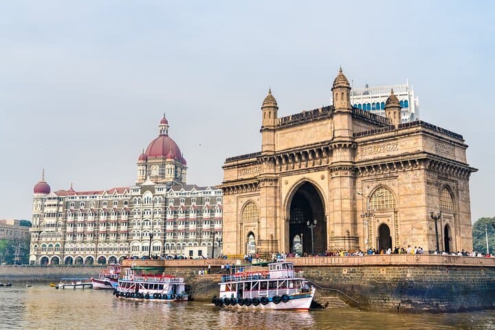 Explore Mumbai's Iconic Landmarks on a Half-Day Private Tour
