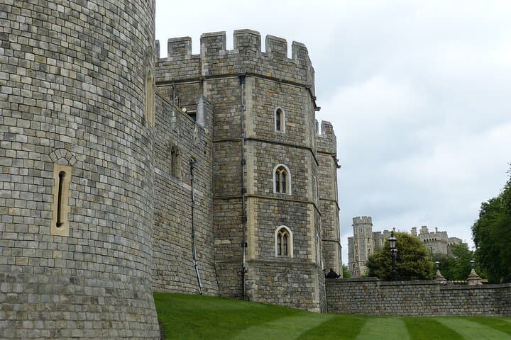 Day Tour to Windsor Castle, Bath and Stonehenge from London — History, Tips & Practical Guide photo 3