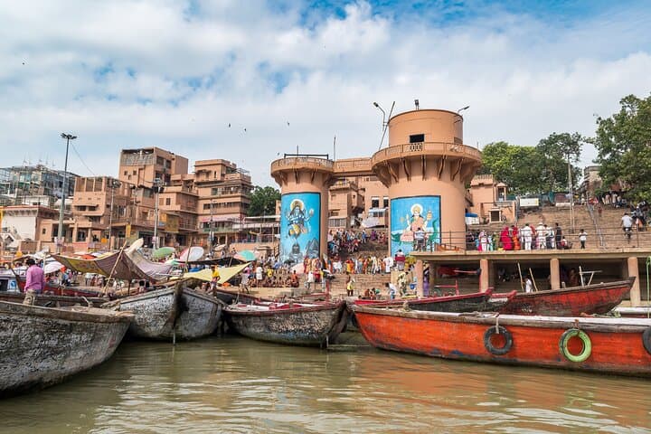 Morning Rituals and River Life: Half-Day Private Guided Tour of Varanasi photo 3