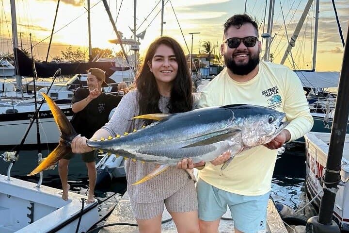 Kona Private 4-Hour Sunset Fishing Charter — Blue Marlin, Mahi & Tuna photo 3