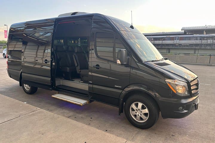 Private Airport Transfers in the DMV — Mercedes Sprinter Service to DCA, IAD & BWI photo 2