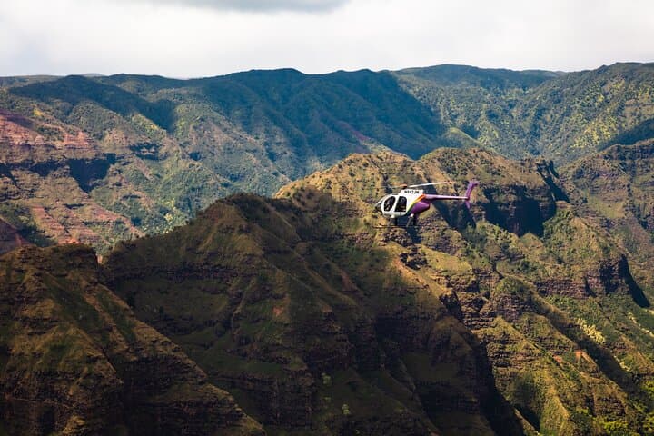 Doors-Off Helicopter Tour Kauai: 60-Minute Luxury Flight Over Na Pali & Waimea photo 5