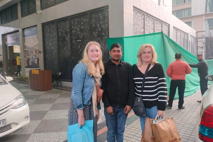 Private Driver & Luxury Car Service in Agra — Custom Golden Triangle Transfers photo 2