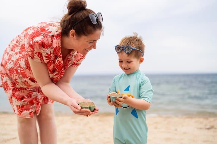 Laguna Beach Private Family Walking Tour — Sun, Art & Tide Pools