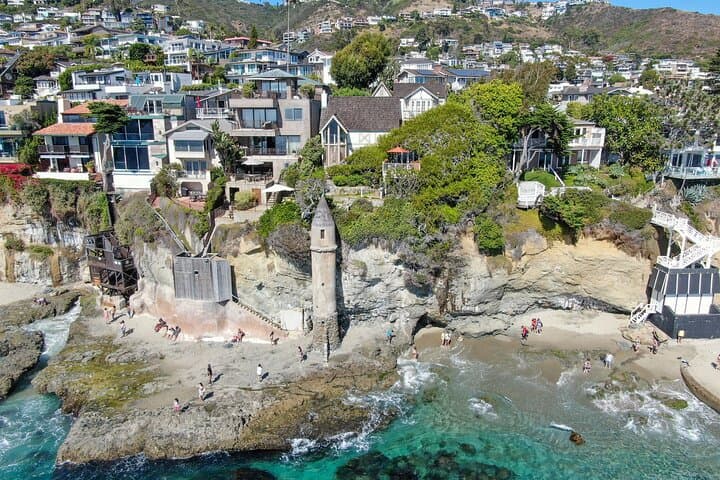 Laguna Beach Private Family Walking Tour — Sun, Art & Tide Pools photo 4