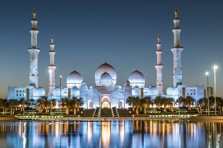 Abu Dhabi Private Tour: Sheikh Zayed Mosque, Corniche & Heritage Village Day Trip photo 2