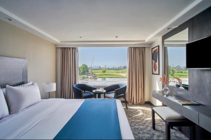 4-Day Luxury Nile Cruise from Aswan to Luxor with Hot Air Balloon photo 3