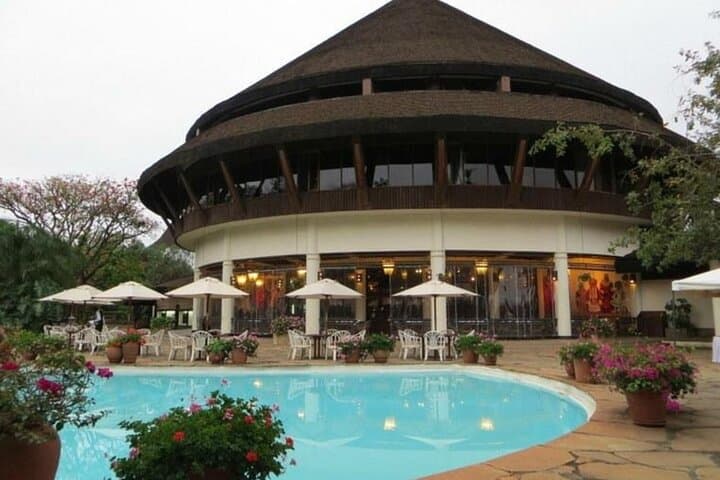 Nyama Choma Dinner & Cat Show at Safari Park Hotel — Nairobi Evening Experience photo 3