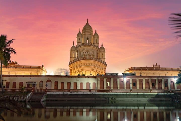Full-Day Private Sightseeing Tour of Kolkata: Howrah Bridge, Victoria Memorial & More