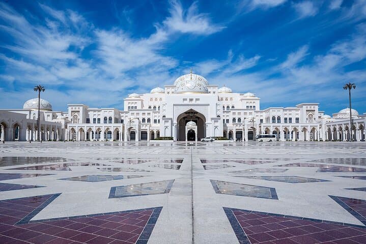 Inside Qasr Al Watan: Palace Entry, Light Show & Visitor Tips photo 4
