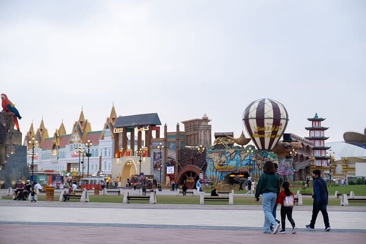 Global Village Dubai Tickets & Return Transfer — Evening Visitor Guide photo 4