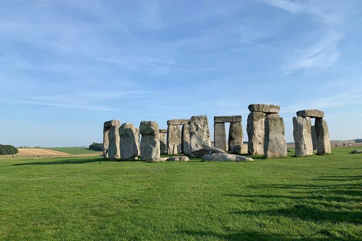Southampton to London via Stonehenge and Bath: Self-Guided Country Transfer photo 3