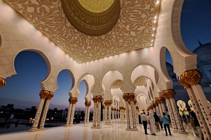 Private Abu Dhabi Full-Day Tour With Driver — Sheikh Zayed, Corniche & Yas Island photo 2