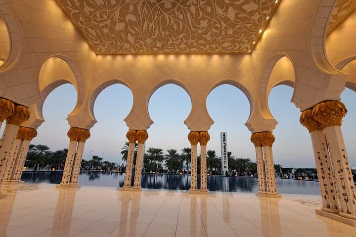 Private Abu Dhabi Full-Day Tour With Driver — Sheikh Zayed, Corniche & Yas Island photo 4