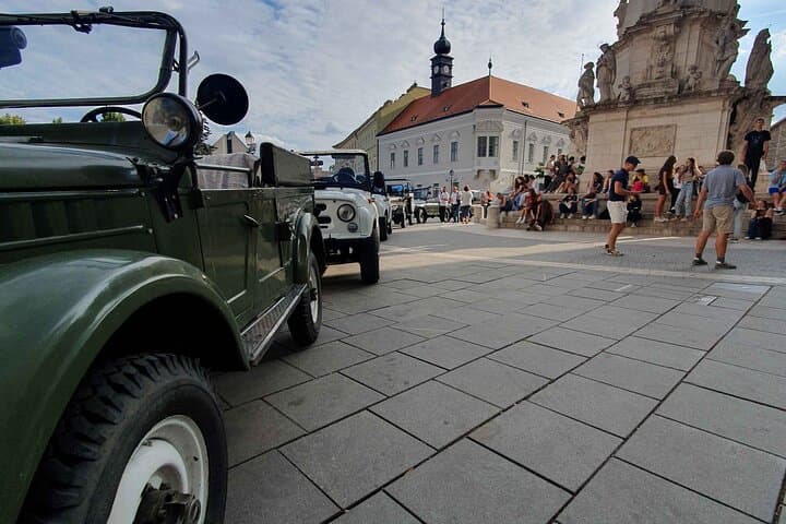 Retro 4x4 Budapest Tour: Parliament, Buda Castle & Communist History photo 5