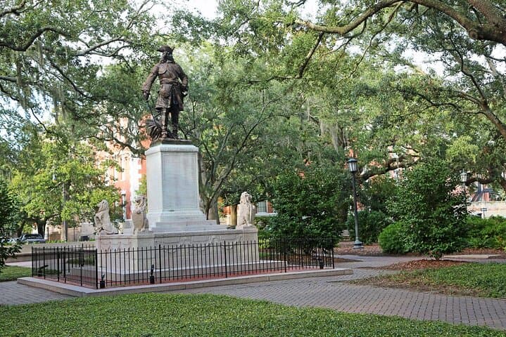 Private Savannah Walking Tour — Enchanted Stroll Through Historic Squares photo 6