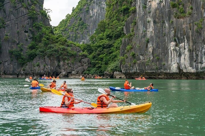Ha Long Bay & Ninh Binh: 3-Day Luxury Cruise, Caves, and Trang An from Hanoi photo 4
