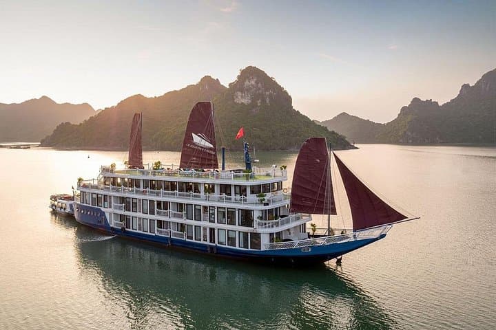 Ha Long Bay & Ninh Binh: 3-Day Luxury Cruise, Caves, and Trang An from Hanoi photo 2