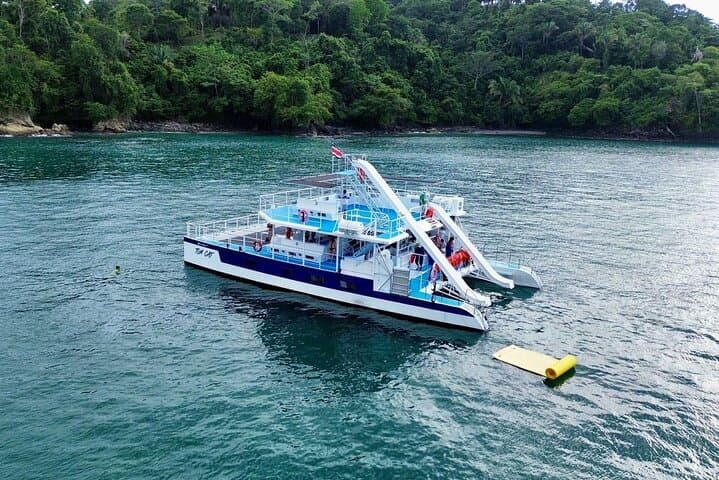 Manuel Antonio Catamaran Eco Adventure — Snorkel, Wildlife & Pacific Views