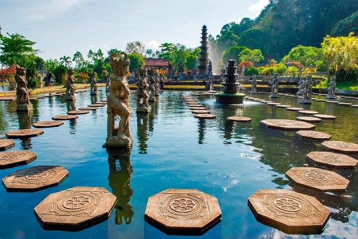 Bali From Sunrise Gates to Cliffside Sunsets: 2-Day Cultural & Scenic Tour photo 4