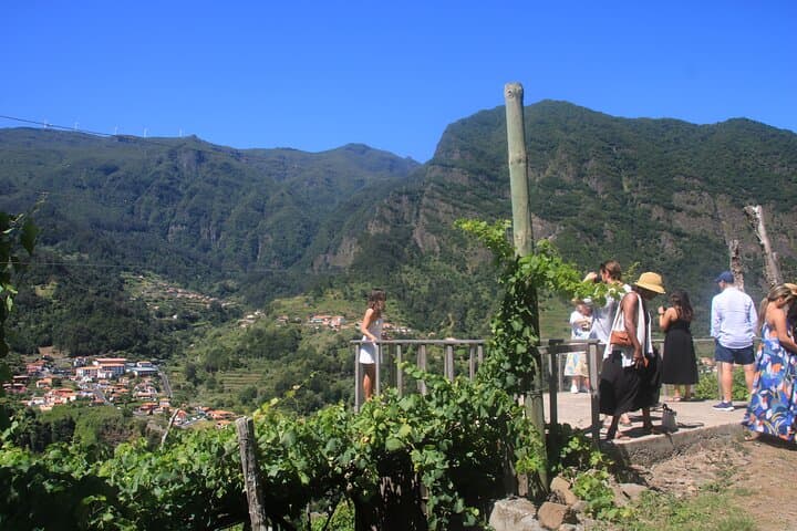 Cabo Girão Skywalk & Serra de Água Jeep Wine Tour — Madeira in Half a Day photo 3