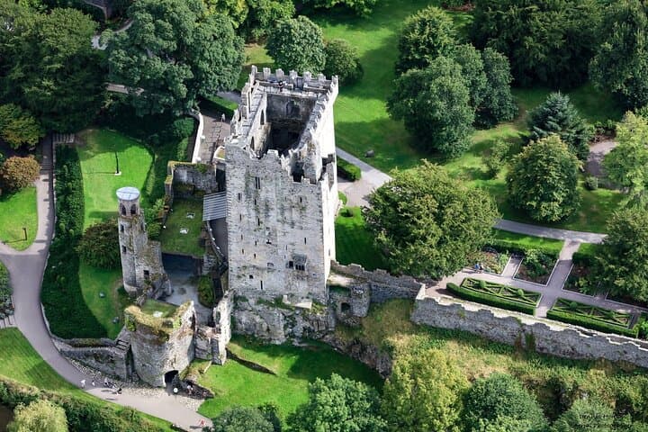 Private Day Tour from Cobh: Blarney Castle, English Market & Midleton Whiskey Experience