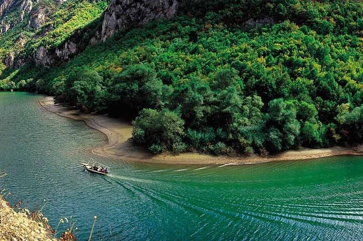 Skopje Day Trip to Matka Canyon & Vodno: Cable Car, Boat Cave & Old Bazaar photo 4