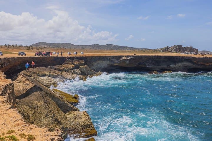 Aruba Private Jeep Tour — Arikok, Natural Pool & Coastal Wonders photo 3