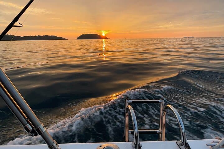 Flamingo Beach Hopping & Snorkeling Private Charter — Half-Day Guanacaste