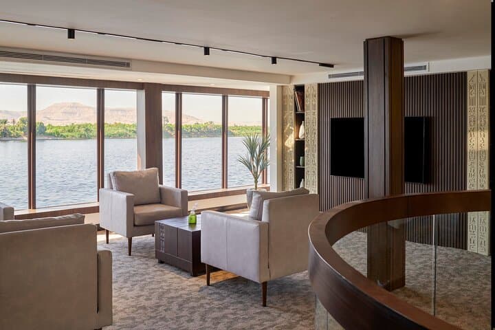 4-Day Luxury Nile Cruise from Aswan to Luxor with Hot Air Balloon photo 6
