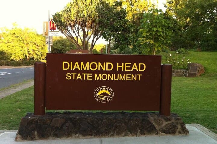 Diamond Head Hiking Tour: Ticketed Reservation and Sunrise Hike on Oahu photo 2