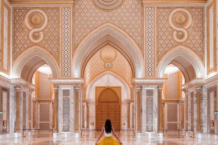 Day Trip to Sheikh Zayed Grand Mosque & Qasr Al Watan from Dubai: A Practical Visitor's Guide