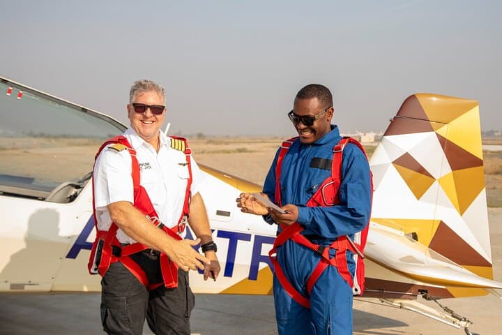 Ras Al Khaimah Aerobatic Flight Experience — Extra 330 20‑Minute Thrill photo 4