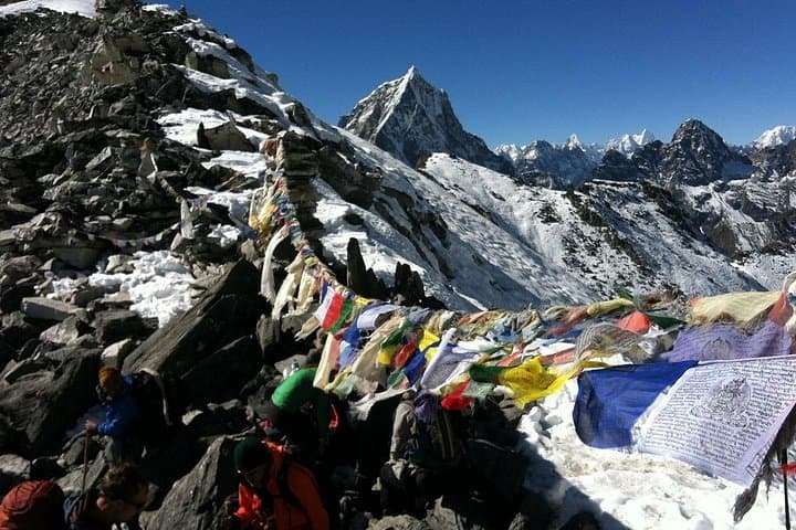 14-Day Everest Base Camp Trek: Khumbu Valley, Kala Patthar & Sherpa Culture photo 3