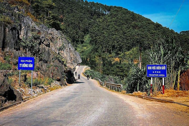 Ha Giang Loop 3-Day Private Car Tour — Ma Pi Leng, Dong Van & Du Gia Homestay photo 4