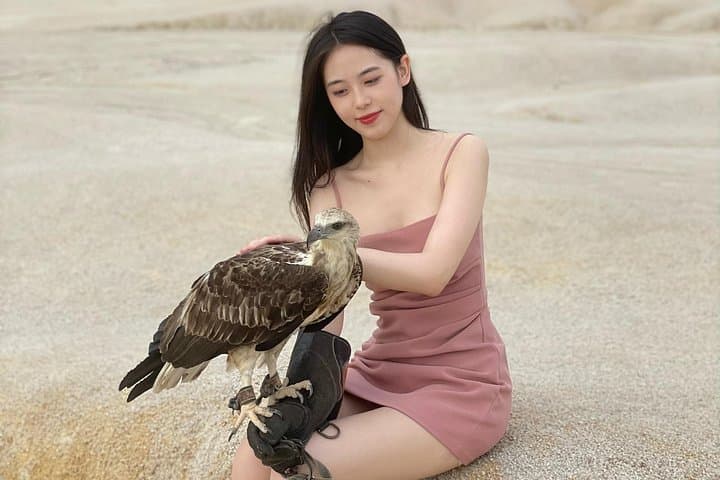 Bintan Sand Dunes & Blue Lake Tour — ATV, Eagle Encounters & Desert Photography photo 6