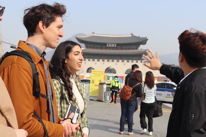 Seoul Like a Local: Private 2–3 Hour Personalized City Tour & Transit Orientation photo 3