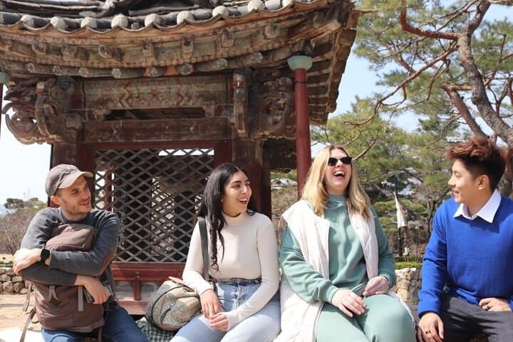 Seoul Like a Local: Private 2–3 Hour Personalized City Tour & Transit Orientation
