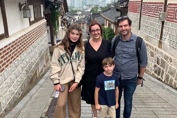 Seoul Like a Local: Private 2–3 Hour Personalized City Tour & Transit Orientation photo 2