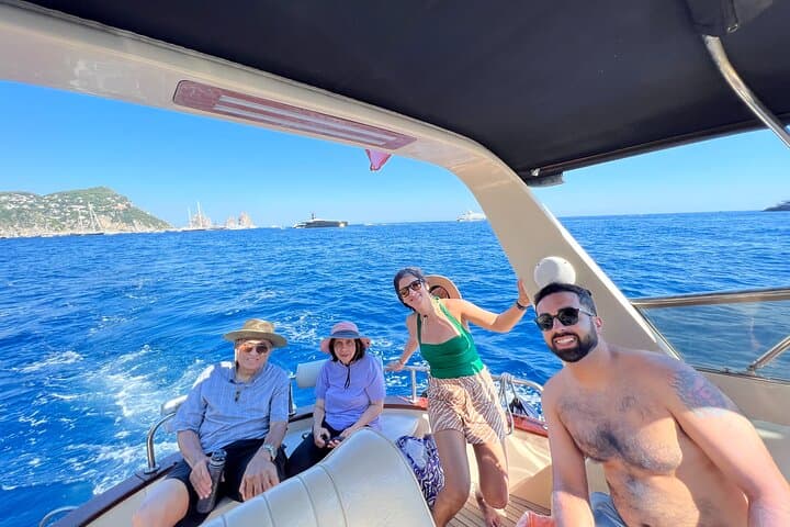 Private Capri Boat Tour: Full-Day Cruise From Sorrento to Capri photo 4