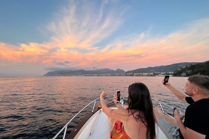 Sorrento Private Sunset Boat Tour with Aperitif and Music photo 5