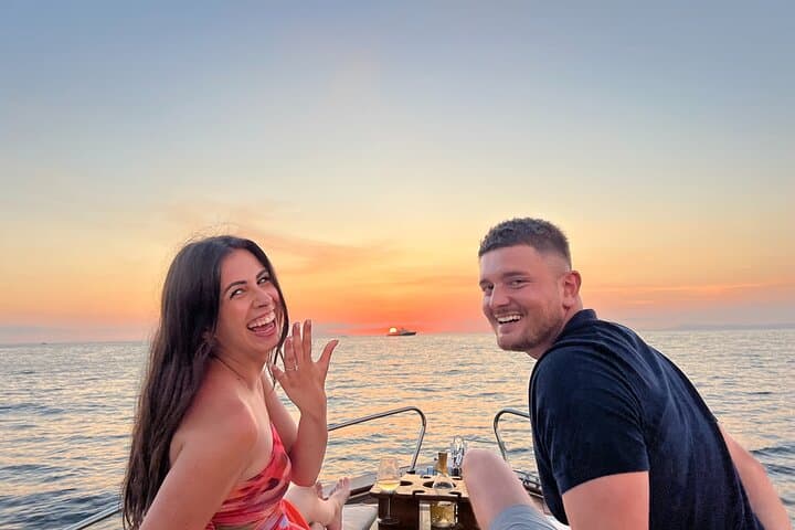 Sorrento Private Sunset Boat Tour with Aperitif and Music photo 6