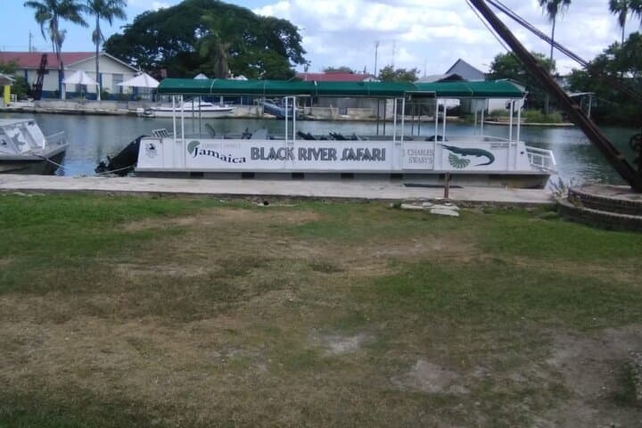 Black River Safari & Floyd's Pelican Bar: Boat Tour from Montego Bay photo 2