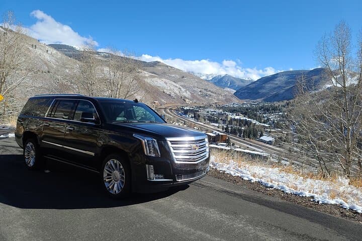 Aspen-Snowmass Private Transfer to Denver International: Door-to-Door Luxury Car Service photo 6