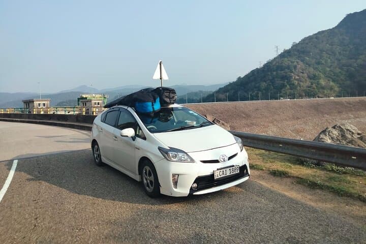Private Airport Transfer: Colombo to Adam's Peak (Sri Pada) — Door-to-Door Taxi photo 2