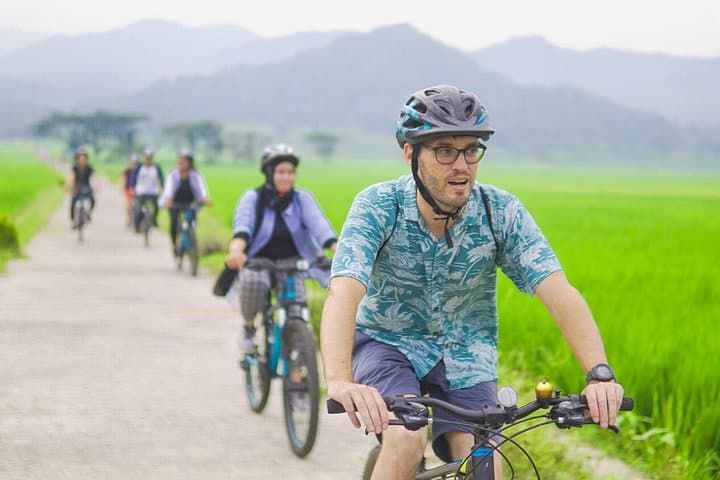 Menoreh Village Cycling: Scenic Rice-Field Ride in Nanggulan, Yogyakarta