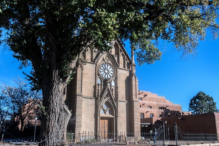 Self-Guided Santa Fe Walking Audio Tour: Plaza, Loretto & San Miguel in 1–2 Hours photo 3