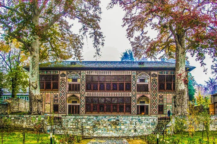 Full-Day Sheki Cultural Tour: Palace, Caravanserai & Zipline Adventure